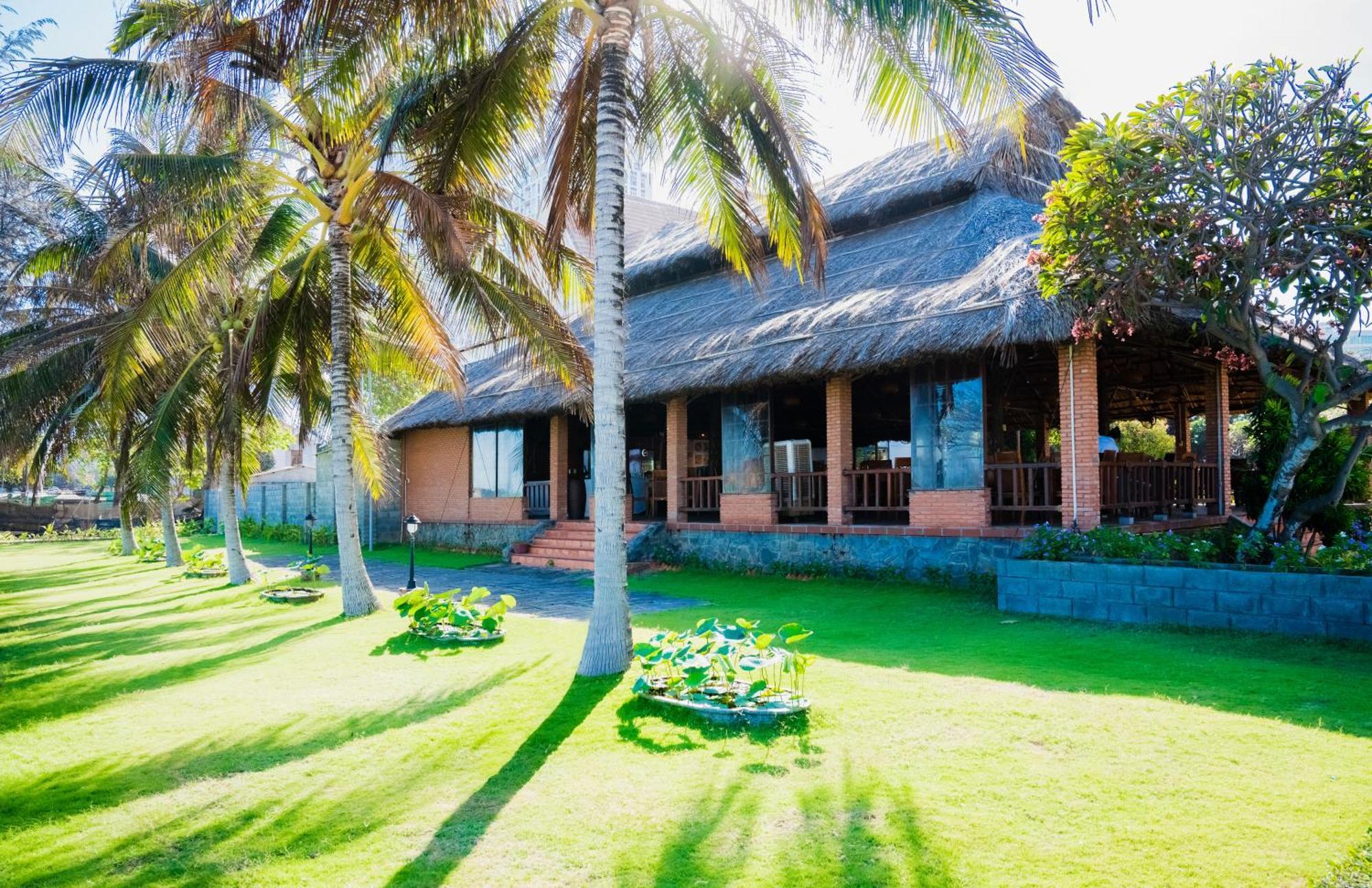 Lotus Vung Tau Resort & Spa Exteriör bild